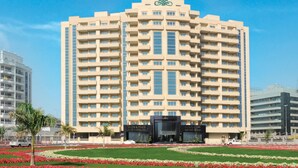 Front of property - Flora Park Deluxe Hotel Apartments (Dubai)
