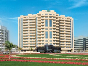 Front of property - Flora Park Deluxe Hotel Apartments (Dubai)