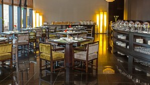Restaurant - Flora Park Deluxe Hotel Apartments (Dubai)