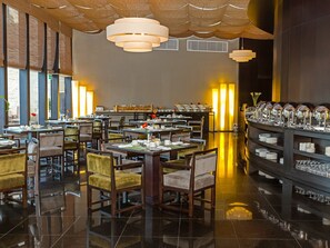 Restaurant - Flora Park Deluxe Hotel Apartments (Dubai)