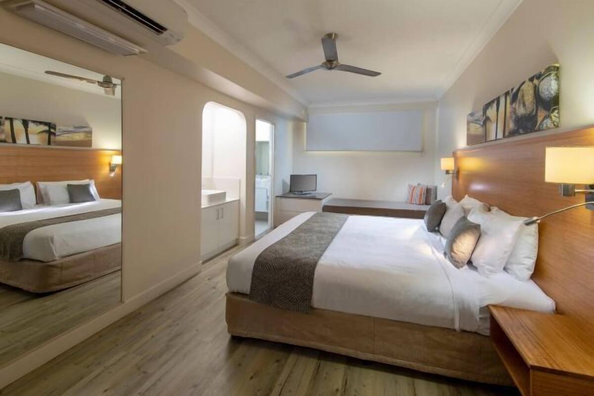 1 Schlafzimmer, Bügeleisen/Bügelbrett, kostenlose Babybetten
