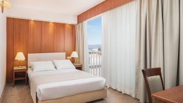 1 bedroom, minibar, in-room safe, desk