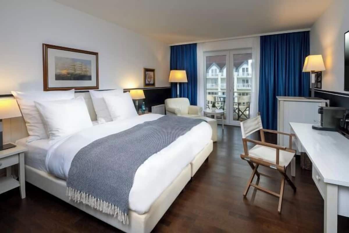1 bedroom, premium bedding, in-room safe, individually decorated