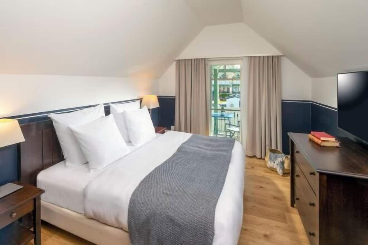 1 bedroom, premium bedding, in-room safe, individually decorated