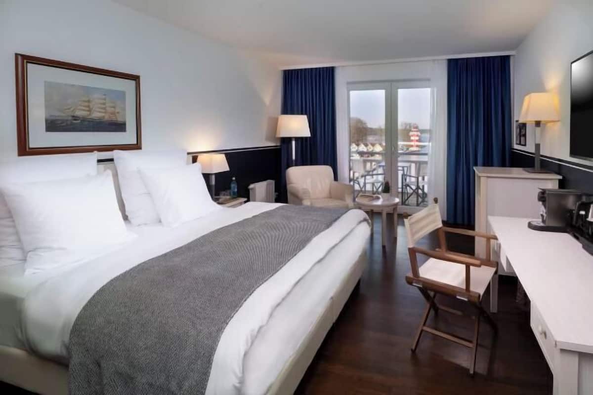 1 bedroom, premium bedding, in-room safe, individually decorated