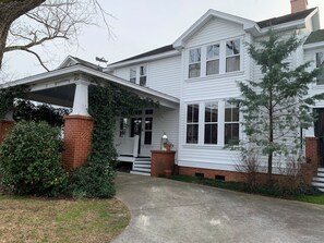 واجهة المنشأة