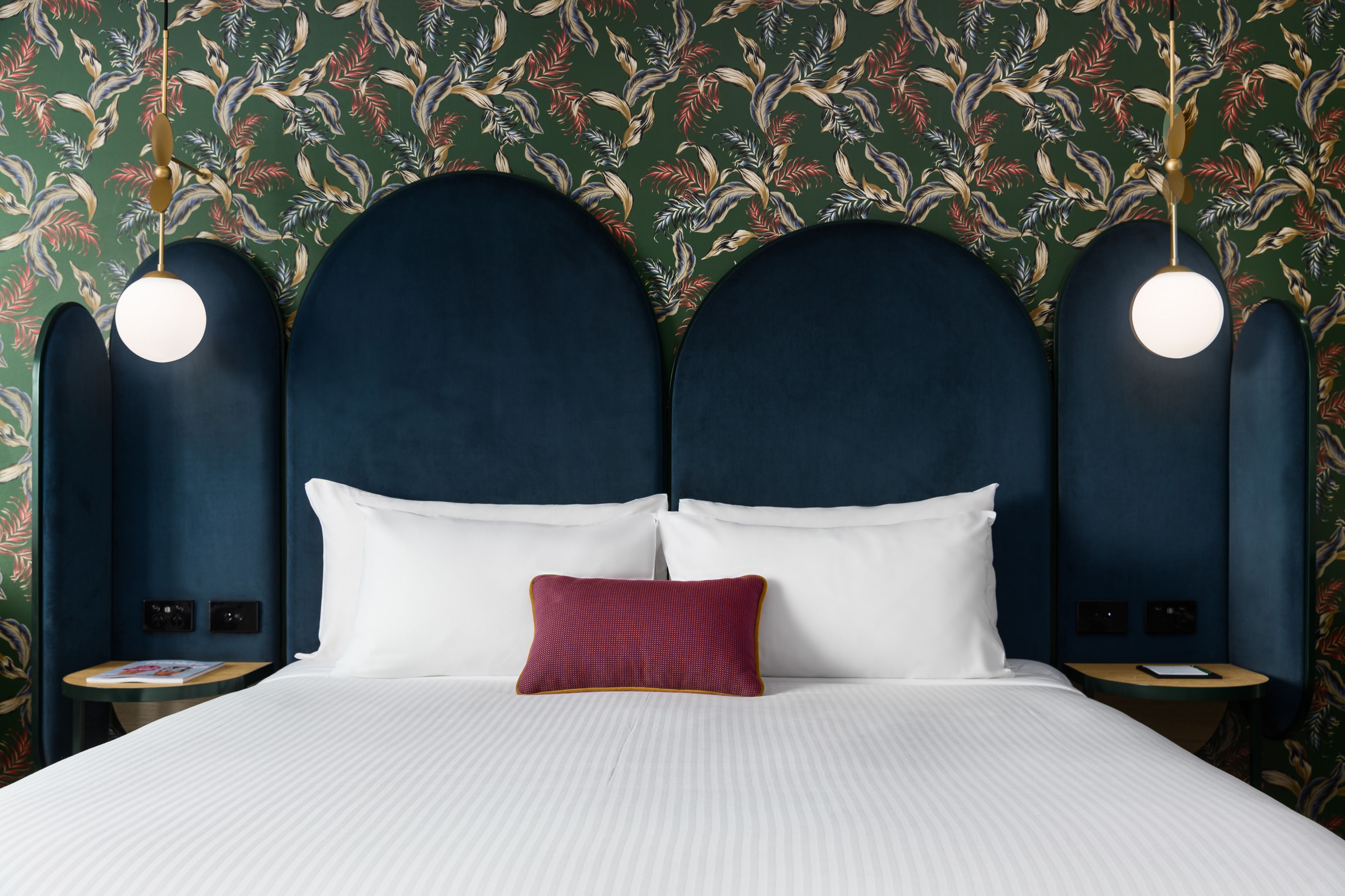 1 bedroom, premium bedding, minibar, in-room safe