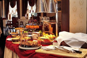 Daily buffet breakfast for a fee - Excelsior Hotel & Spa Baku (Baku)