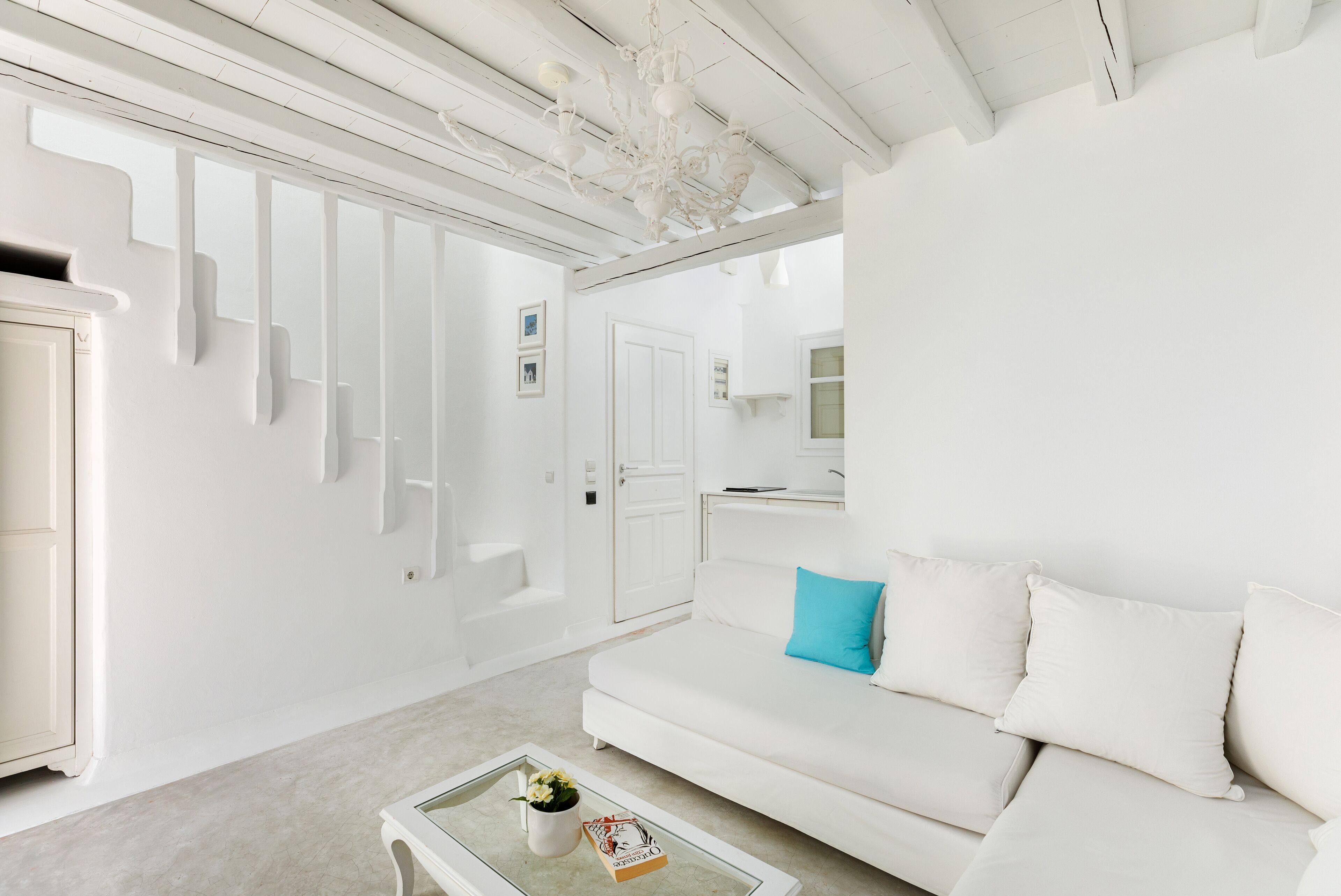 deluxe suite | living area | tv