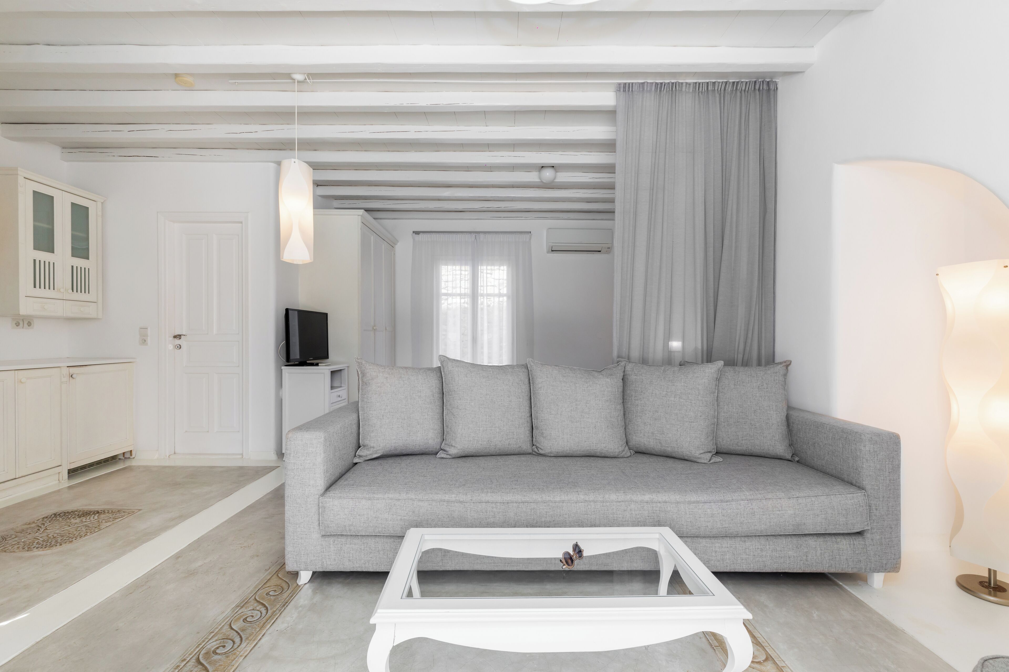 junior suite | 1 bedroom, in-room safe, desk, free wifi