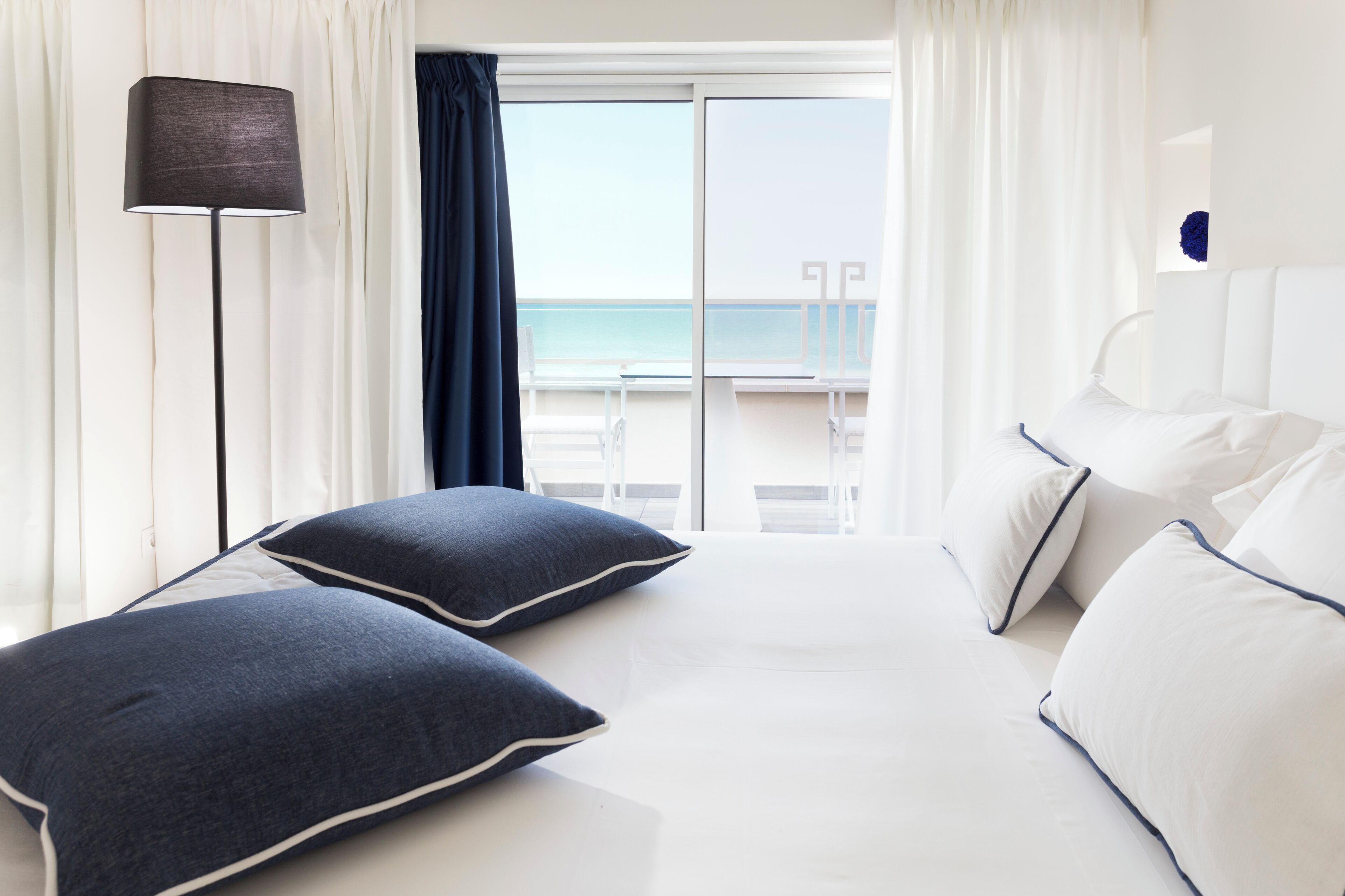 Suite Panoramique | Literie de qualité supérieure, minibar, coffres-forts dans les chambres