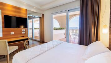 Superior-Suite | 1 Schlafzimmer, hochwertige Bettwaren, Minibar, Zimmersafe