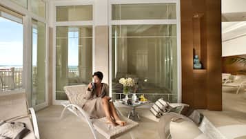 Couples treatment rooms, sauna, hot tub, body treatments, mud baths