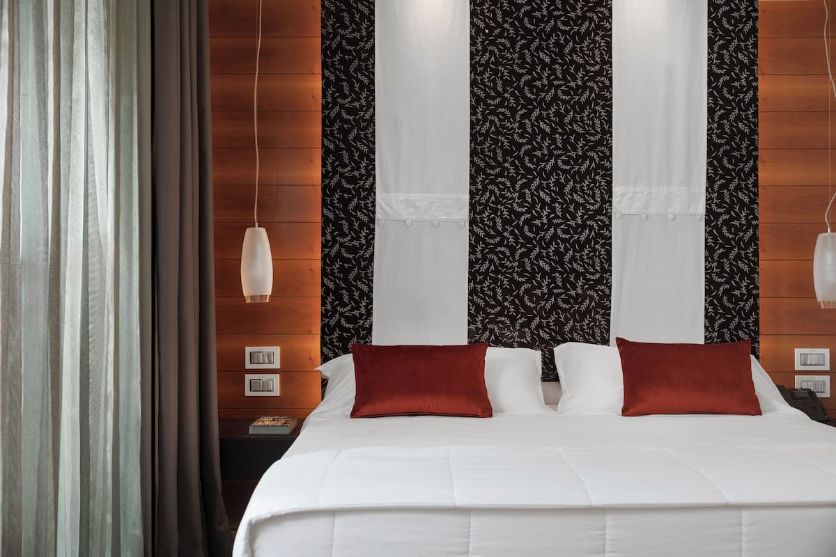 Literie de qualité supérieure, minibar, coffres-forts dans les chambres