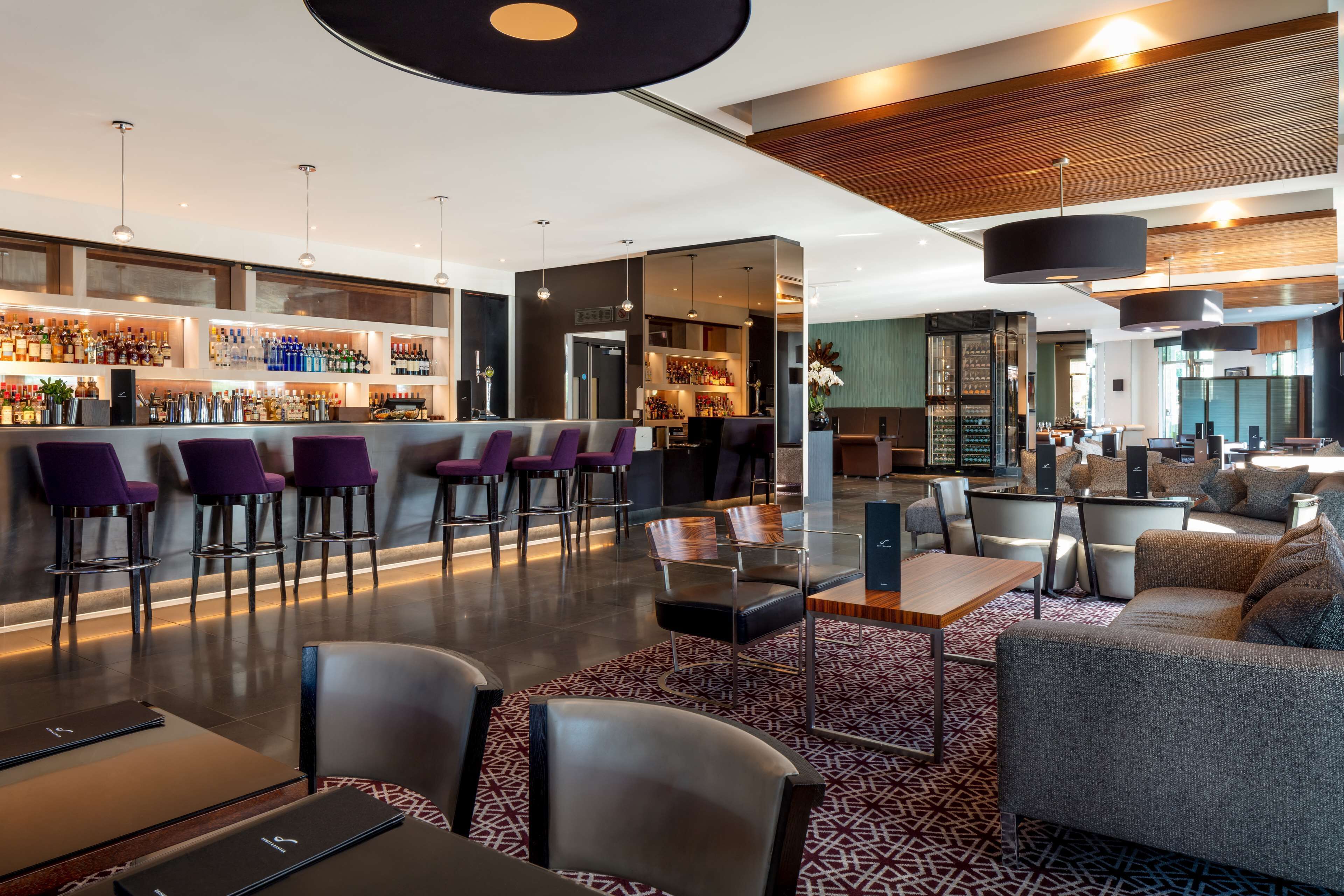 breakfast, lunch, dinner served; british cuisine