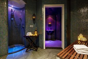 Salas de tratamiento para parejas, sauna y baño de vapor 