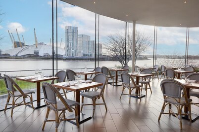 Radisson Blu Hotel, London Canary Wharf East