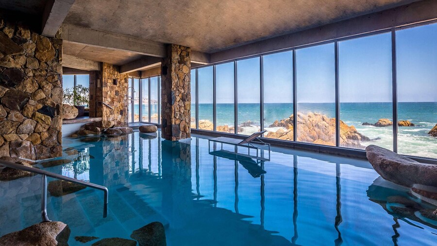 Radisson Blu Acqua Hotel & Spa Concon