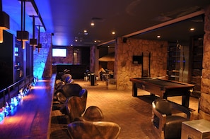 Bar (in der Unterkunft)