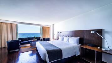 Business Room, 1 King Bed, Non Smoking