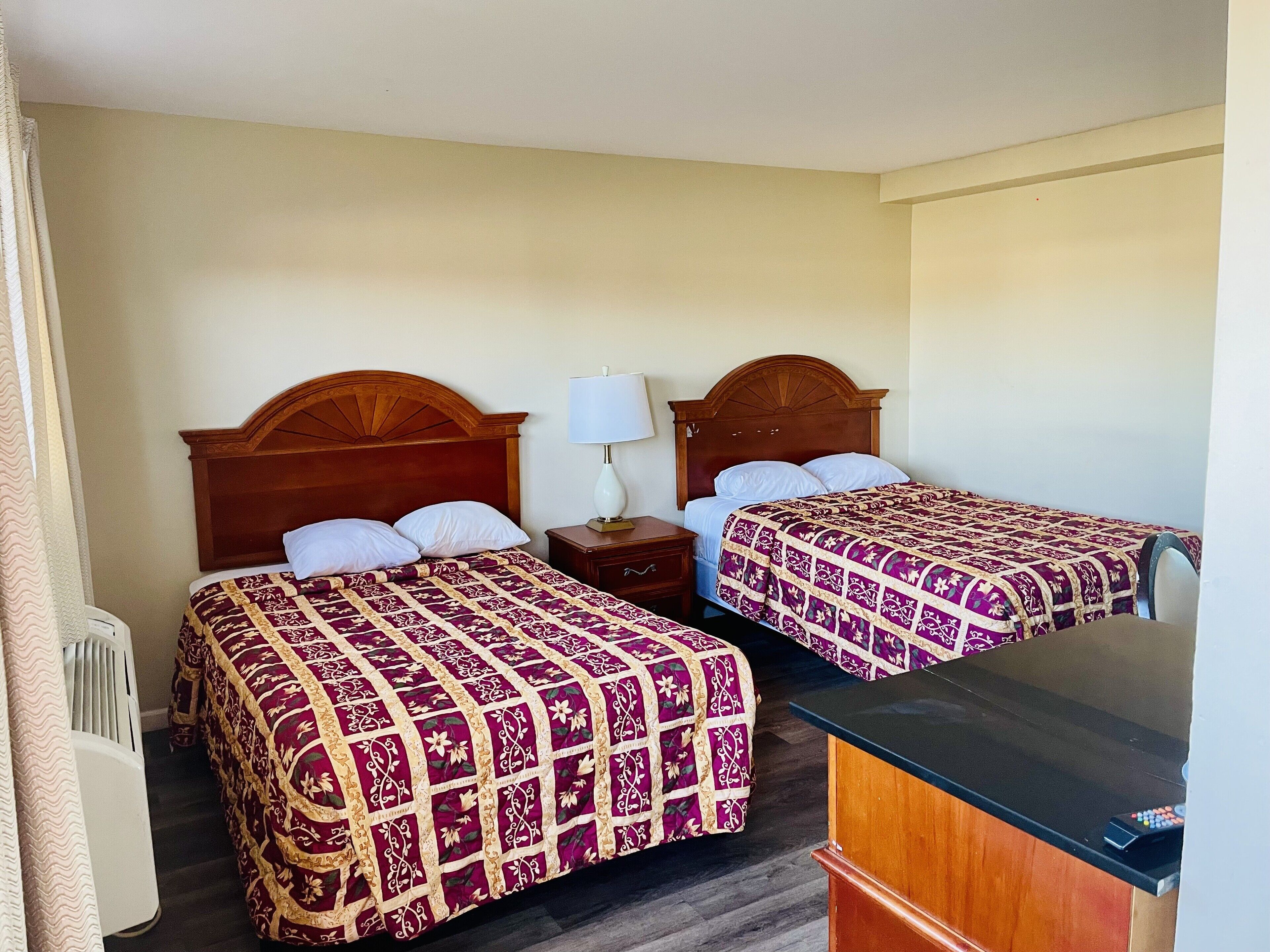 Standard Room, 2 Double Beds