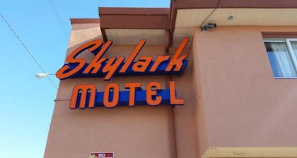 Skylark Motel