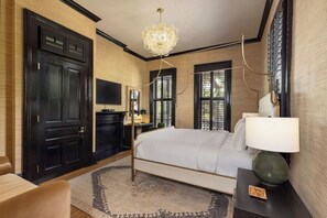 Premium Studio Suite | Egyptian cotton sheets, premium bedding, pillow-top beds