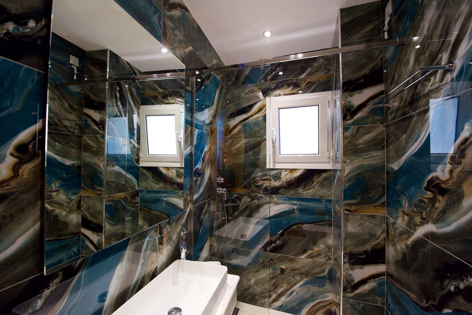 double or twin room | bathroom | free toiletries, hair dryer, towels