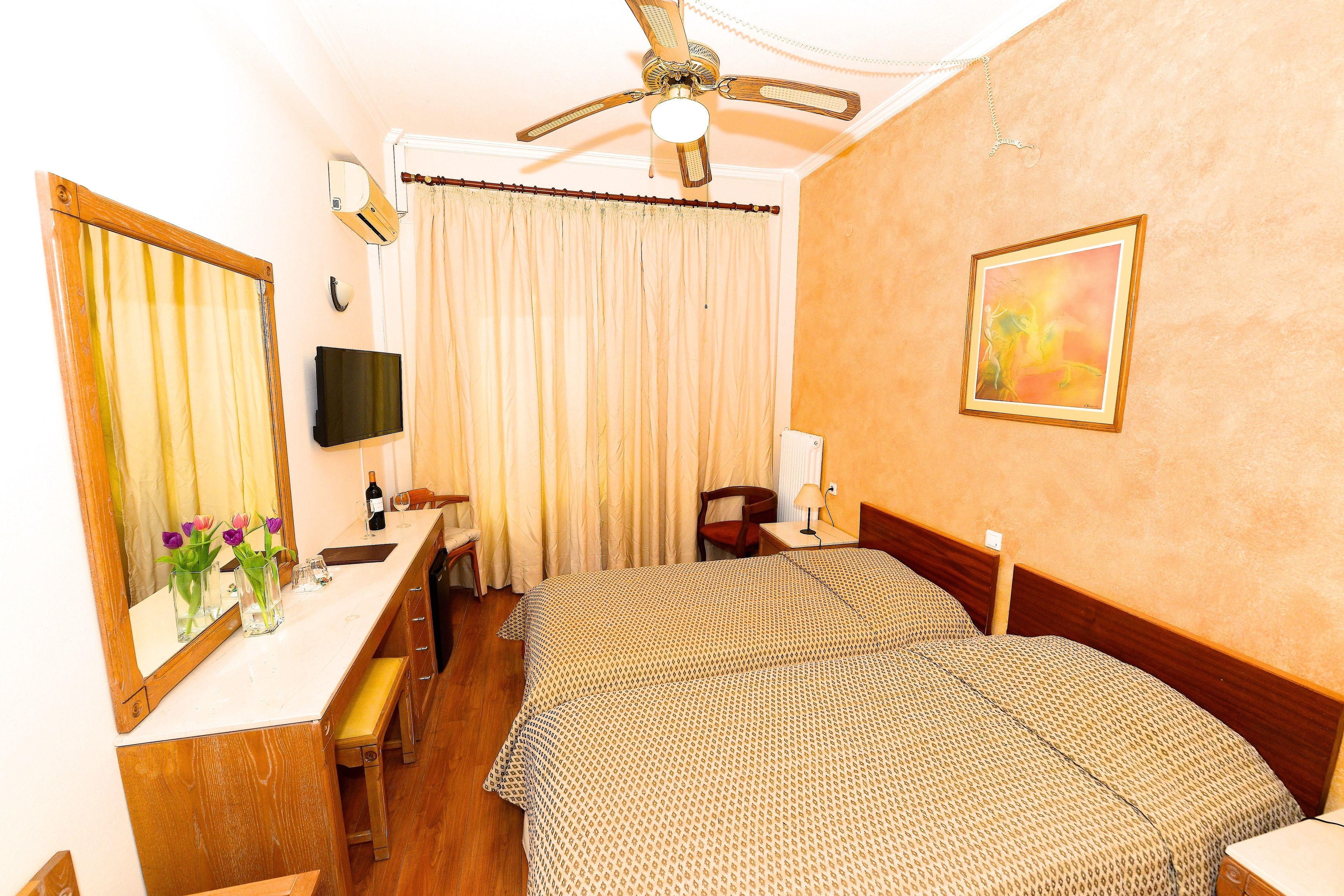 double or twin room | pillow-top beds, minibar, in-room safe, desk