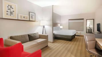 Studio Suite, 1 King Bed, Non Smoking | Premium bedding, desk, iron/ironing board, free cribs/infant beds