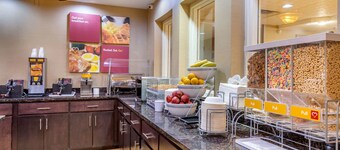 Comfort Suites Savannah Gateway I-95