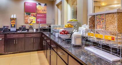 Comfort Suites Savannah Gateway I-95