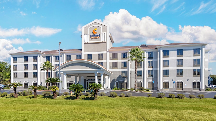 Comfort Suites Savannah Gateway I-95