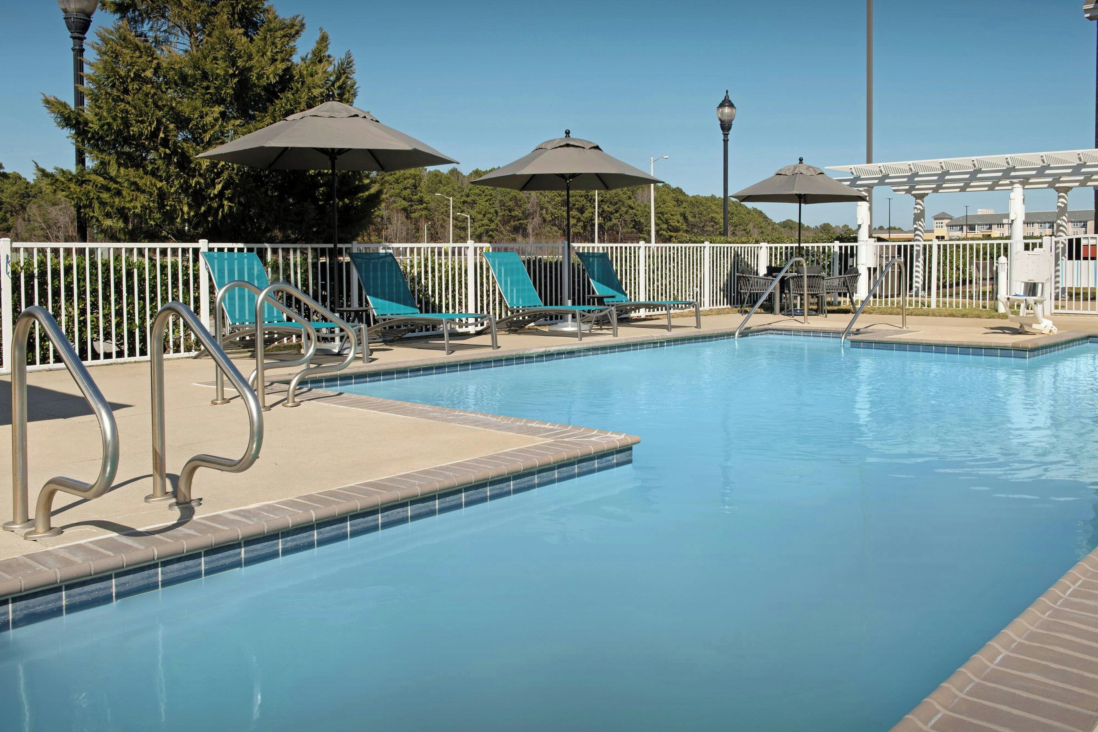 indoor pool, seasonal outdoor pool
