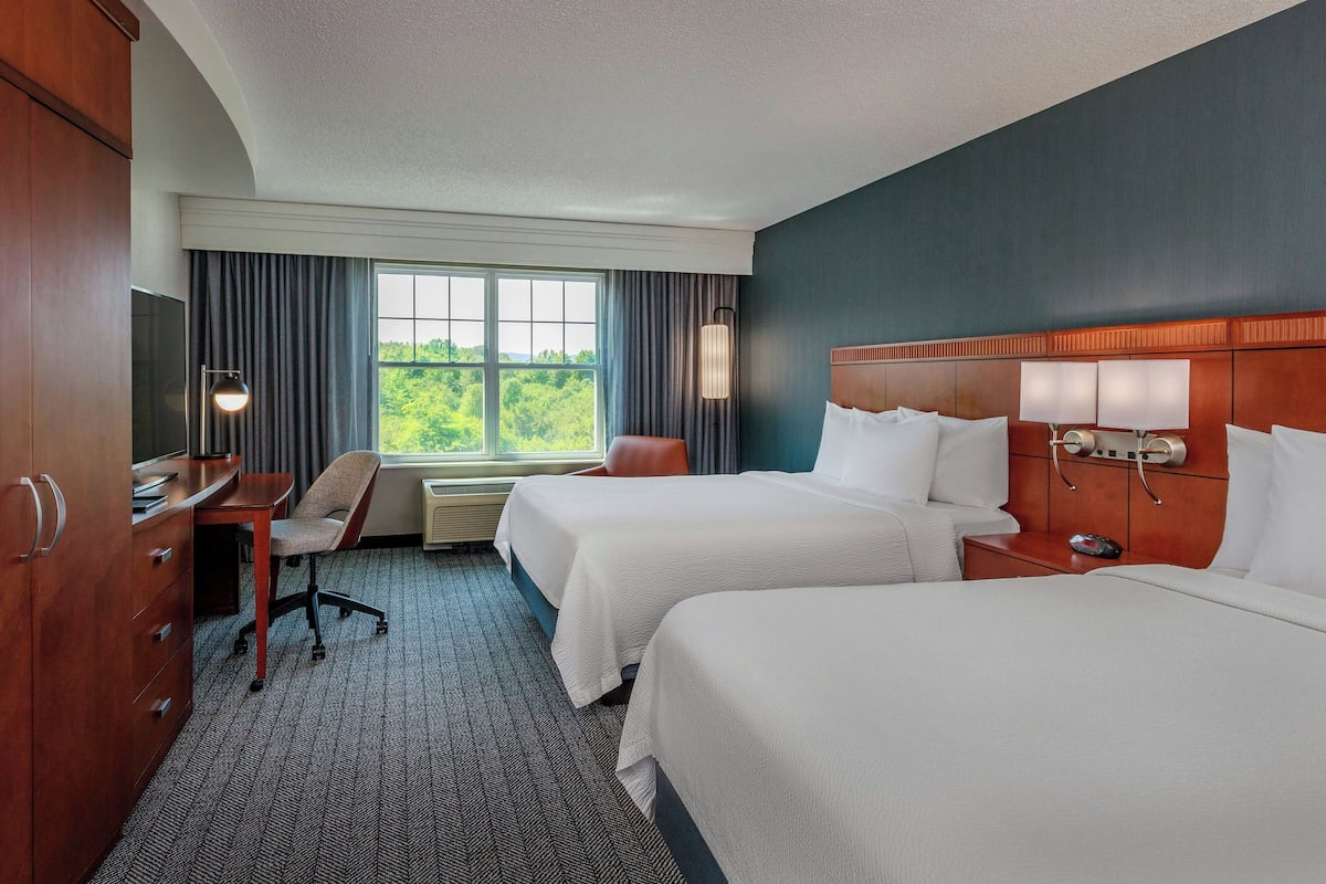 Room, 2 Queen Beds, Non Smoking | Premium bedding, desk, iron/ironing board, free cots/infant beds