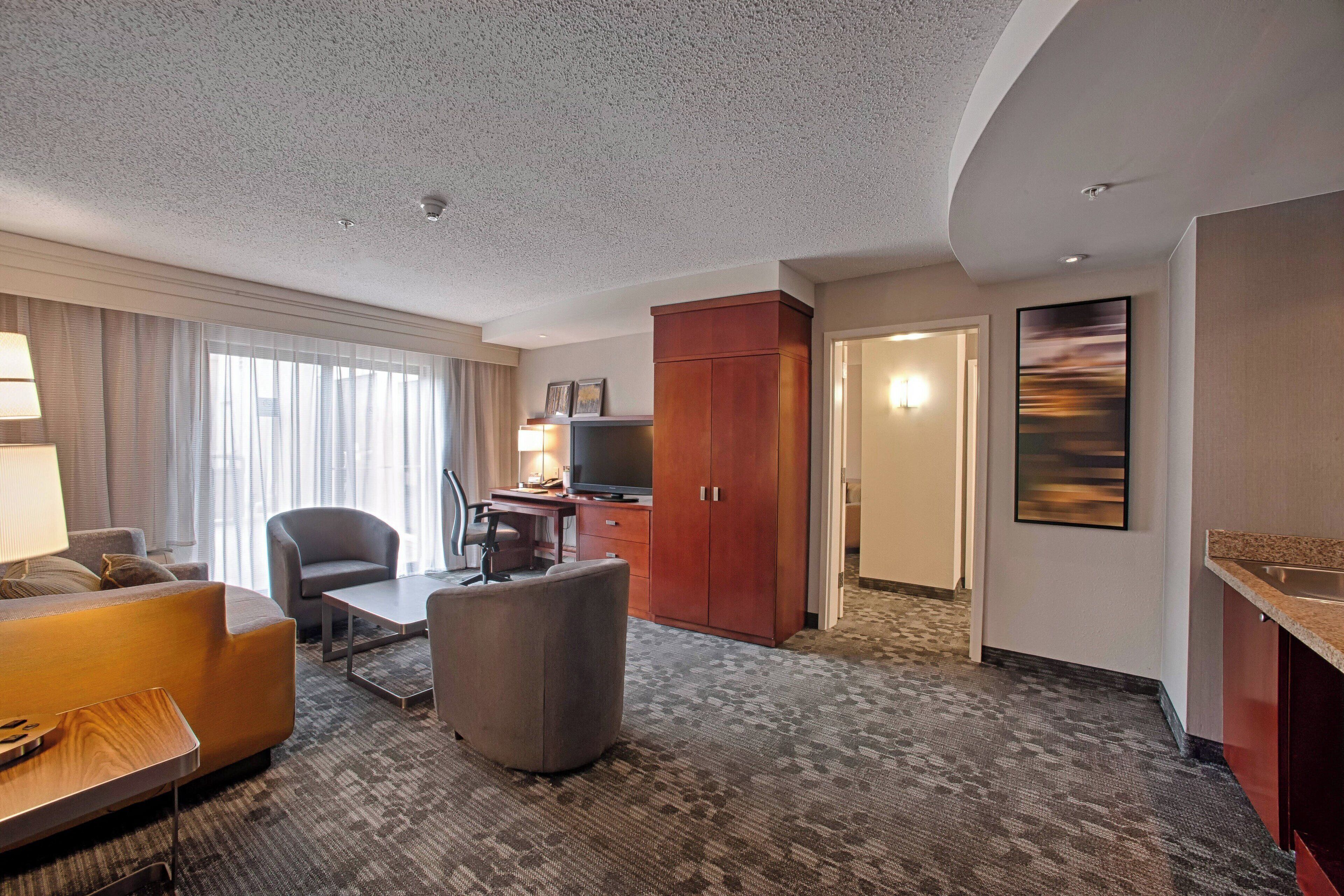 32-inch smart tv with satellite channels, tv