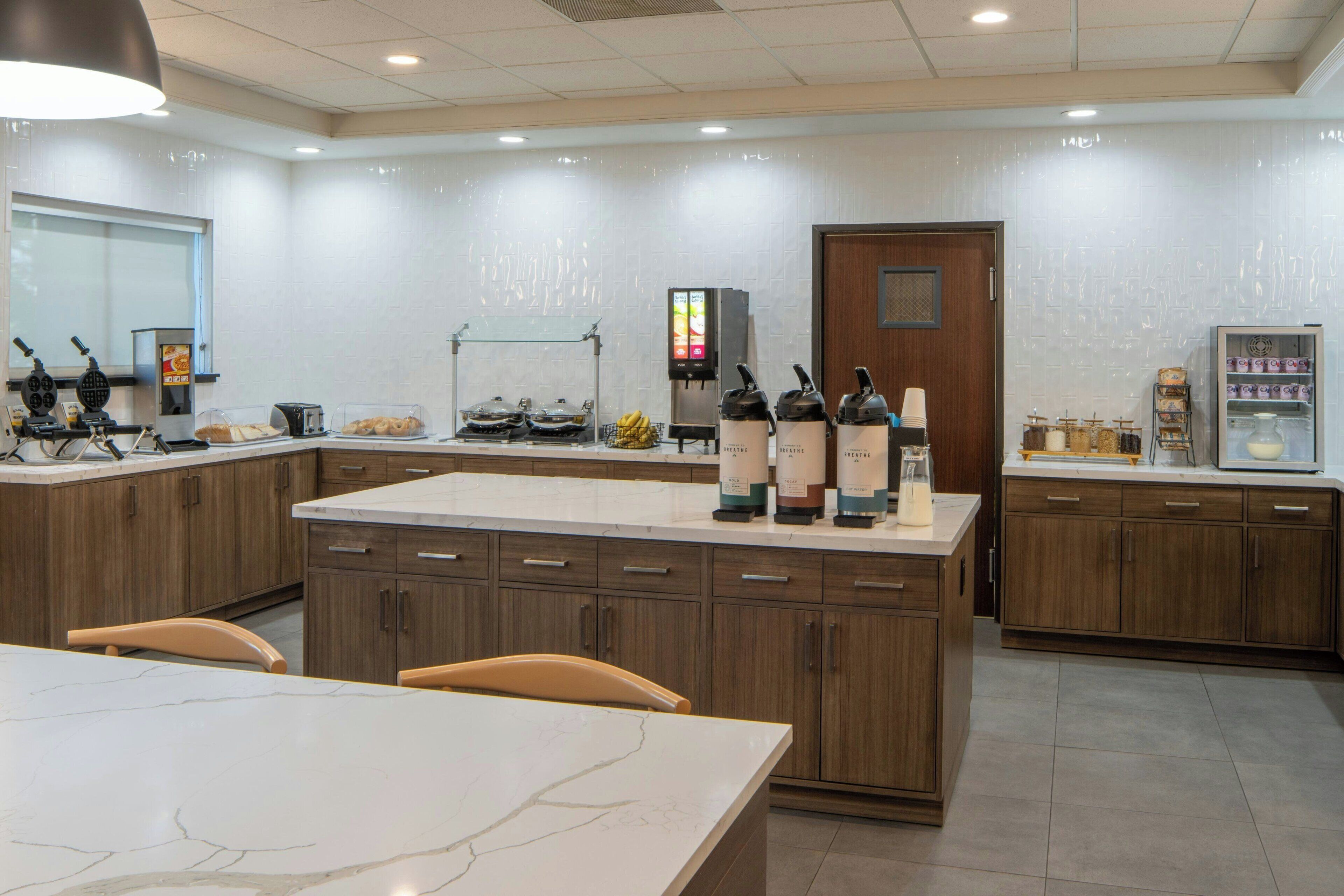 free daily continental breakfast