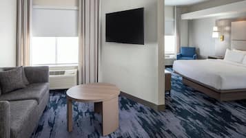 Hypo-allergenic bedding, pillowtop beds, in-room safe, desk