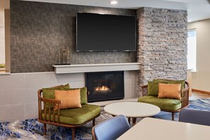 View from property - Fairfield Inn & Suites by Marriott Burlington (Burlington)