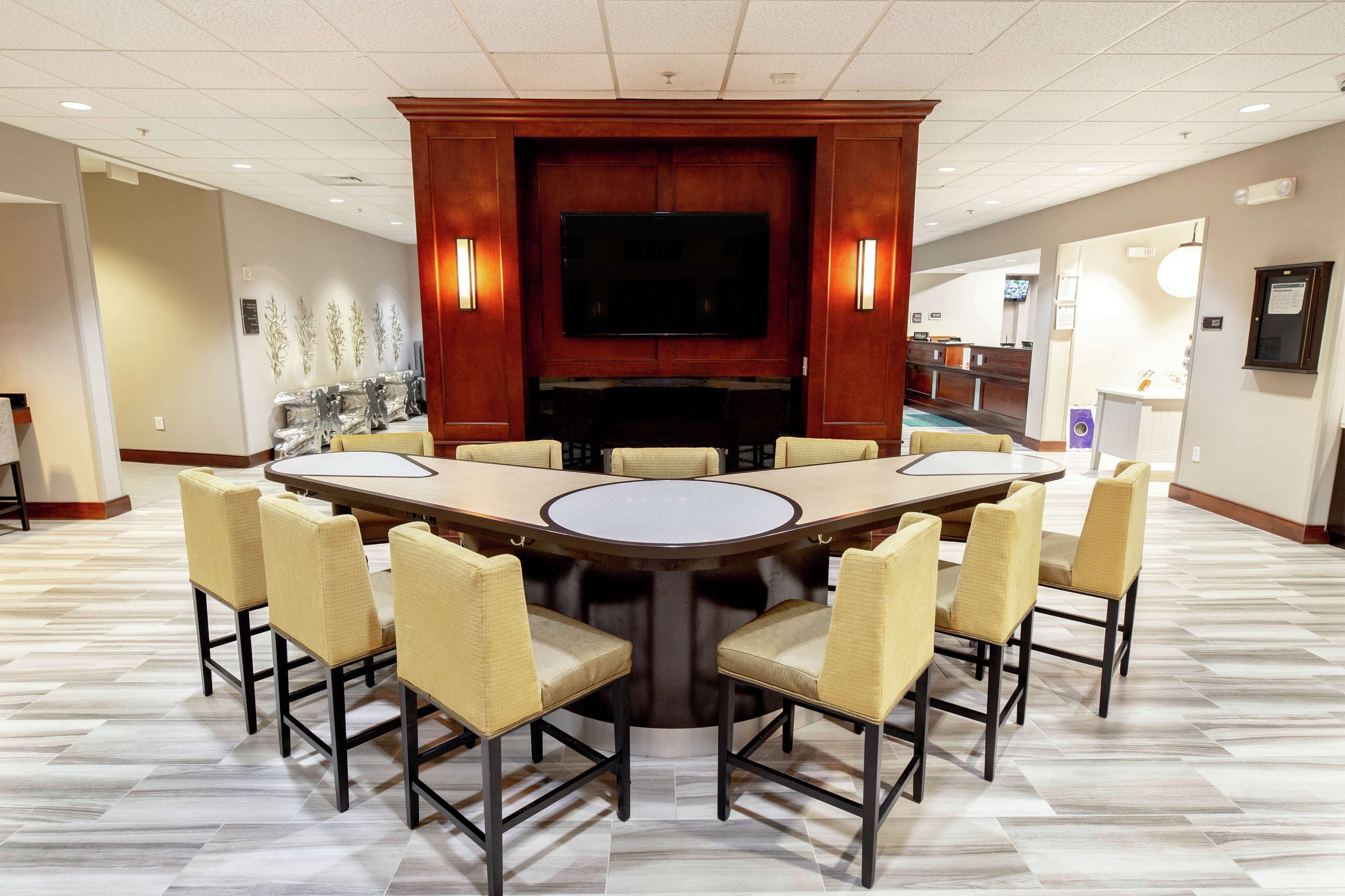 free daily on-the-go breakfast