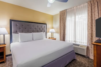 Larkspur Landing Extended Stay Suites St. Louis Riverport - Airp