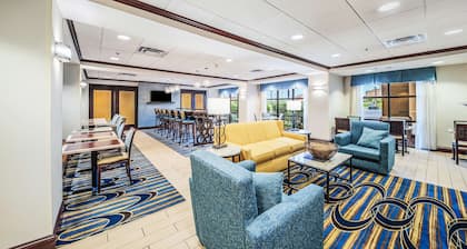 Hampton Inn Greenfield