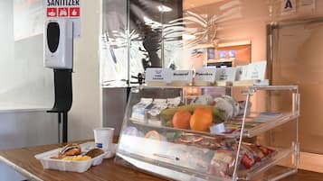 Free daily buffet breakfast