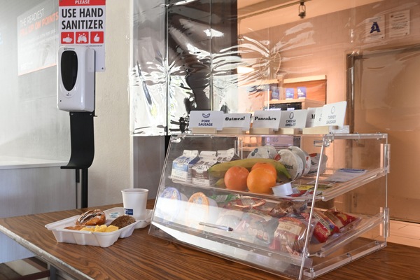 Free daily buffet breakfast