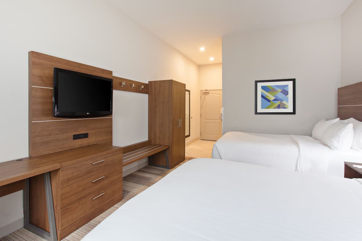 Premium bedding, pillowtop beds, in-room safe, blackout drapes