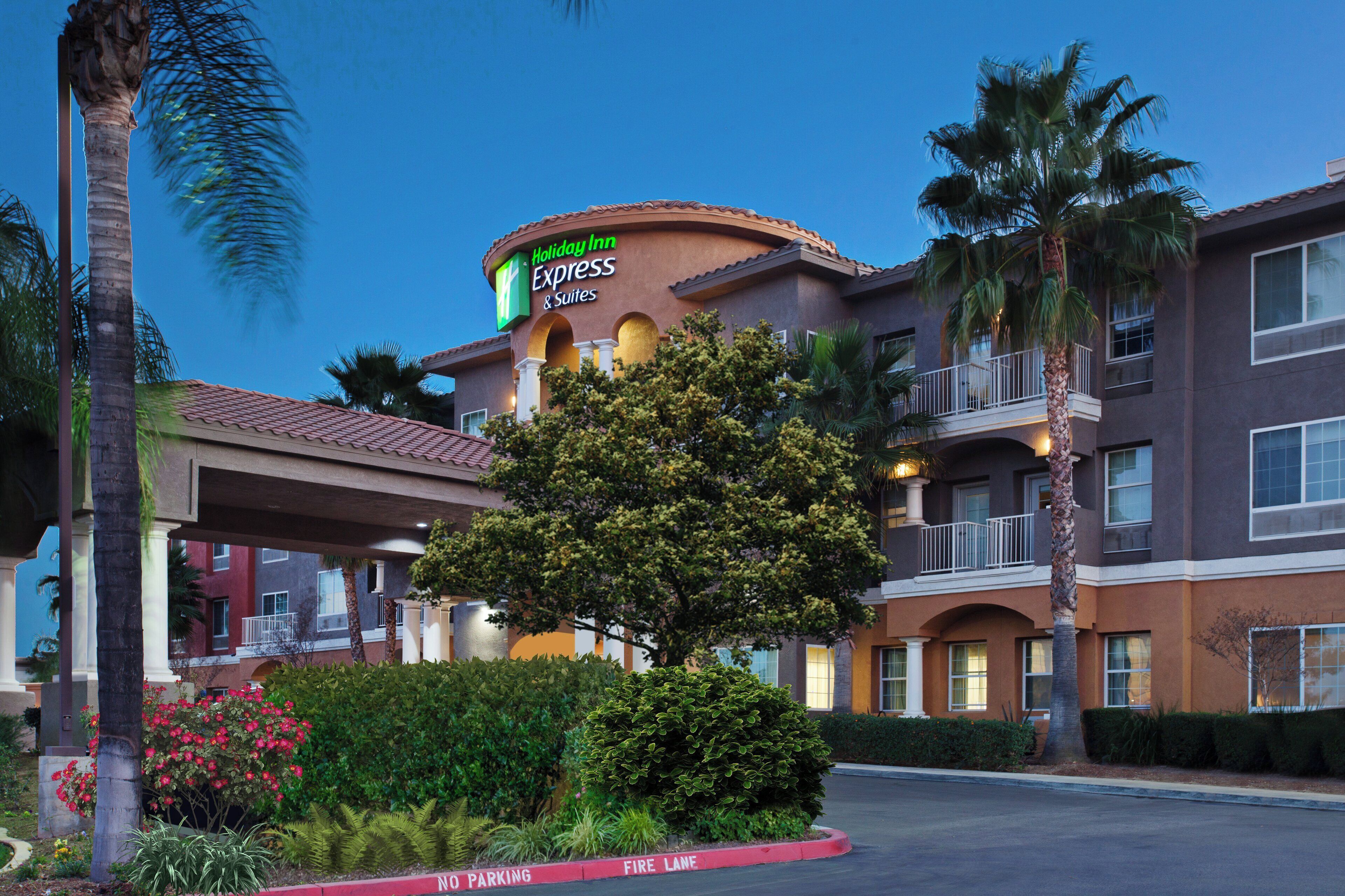 Foto - Holiday Inn Express & Suites Corona by IHG