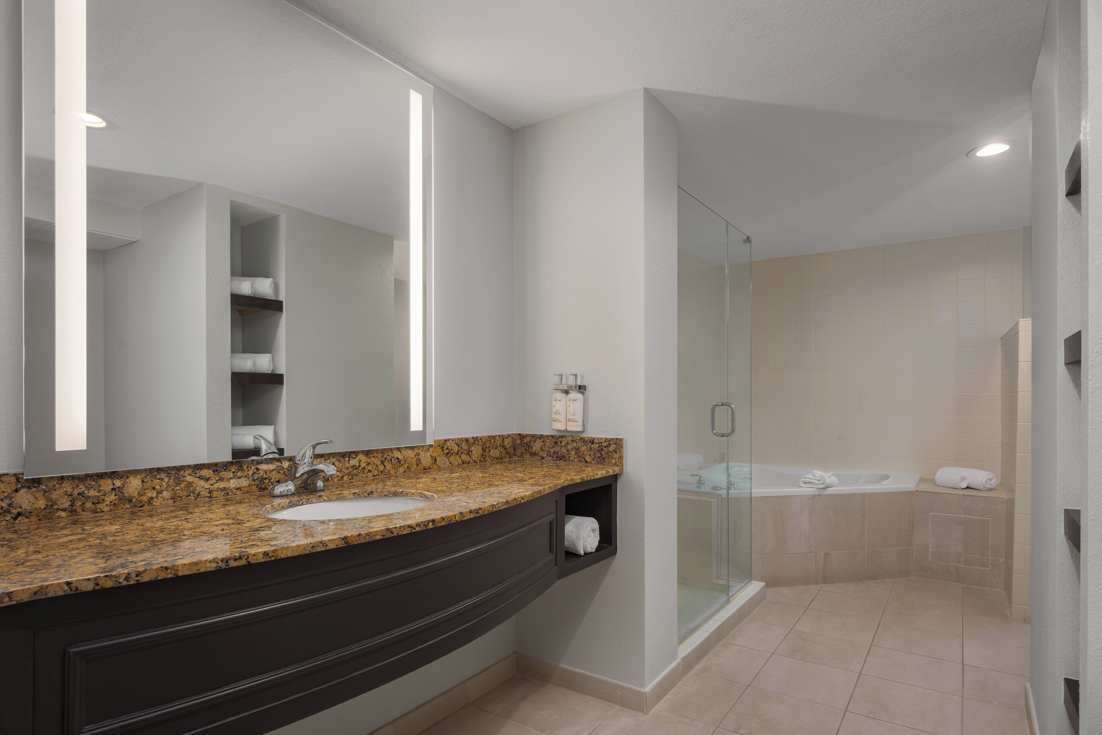 Photo - Holiday Inn Express & Suites Miami Kendall by IHG