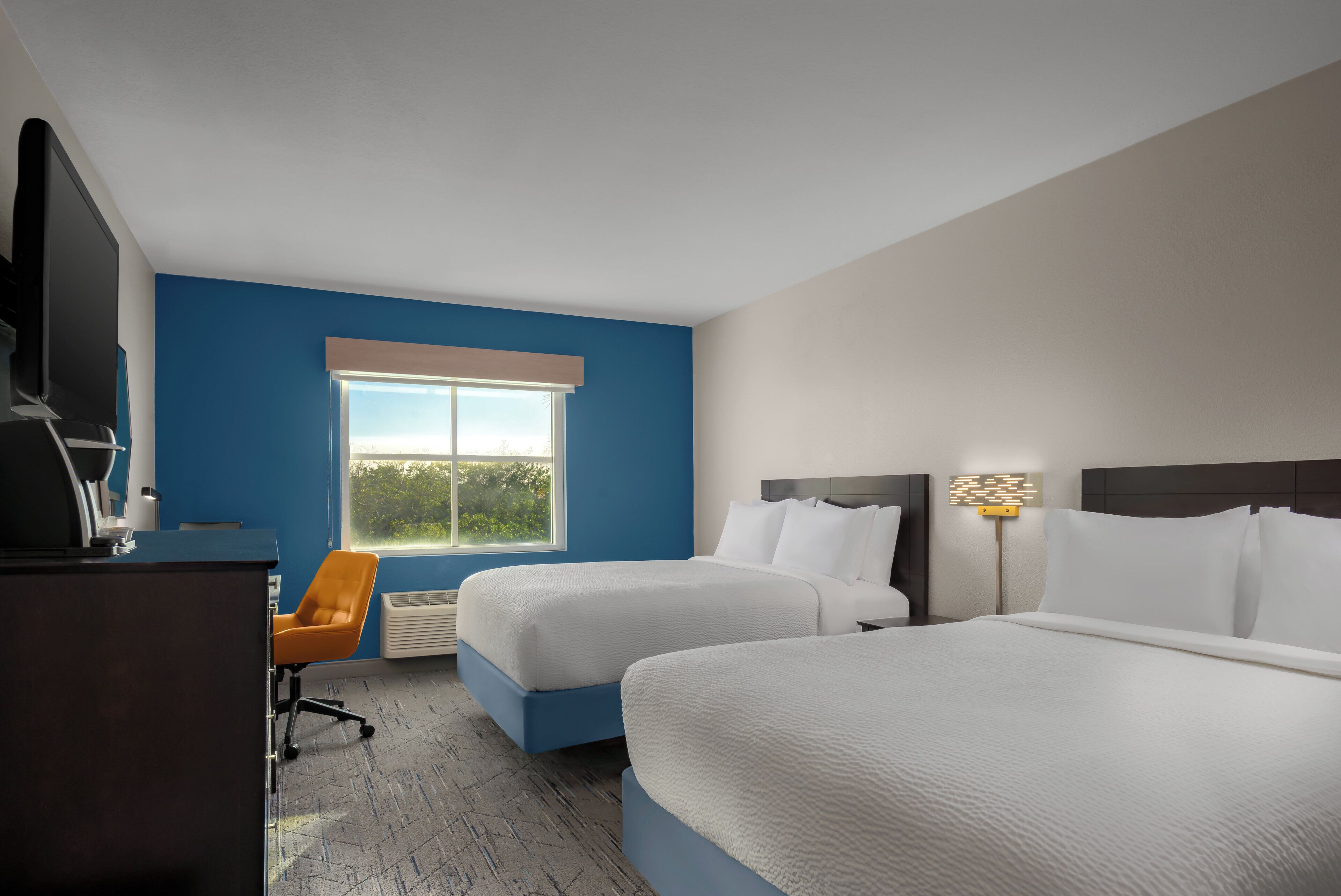 Photo - Holiday Inn Express & Suites Miami Kendall by IHG
