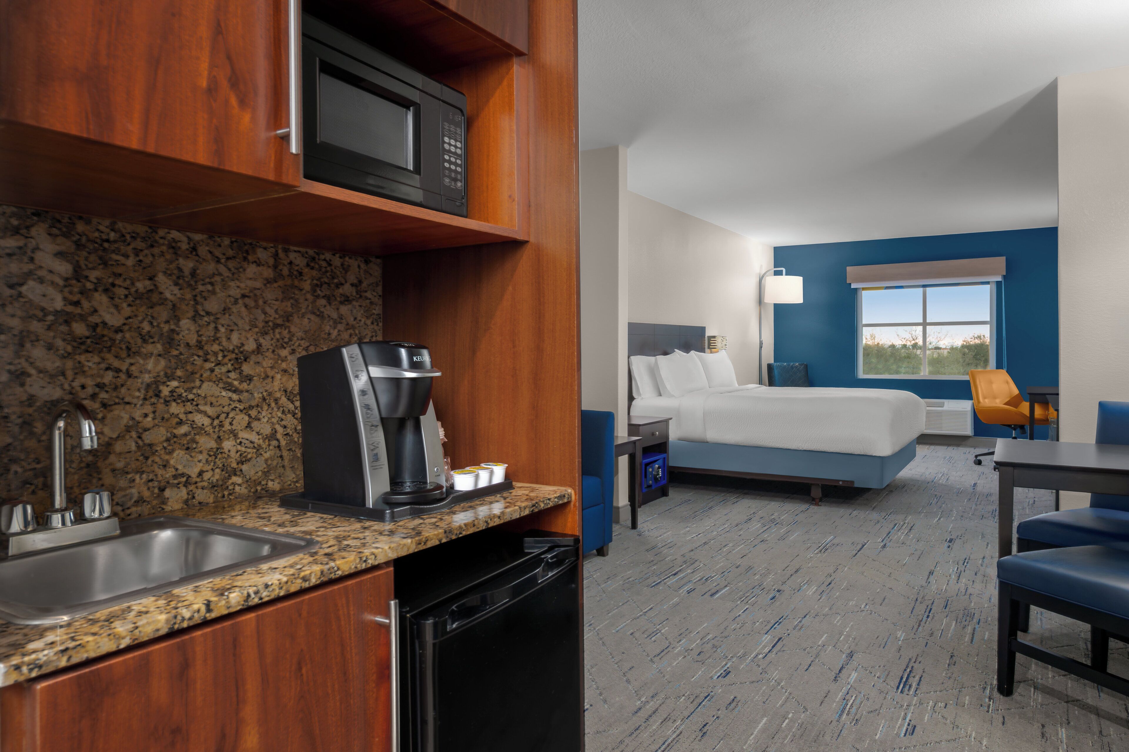 Photo - Holiday Inn Express & Suites Miami Kendall by IHG