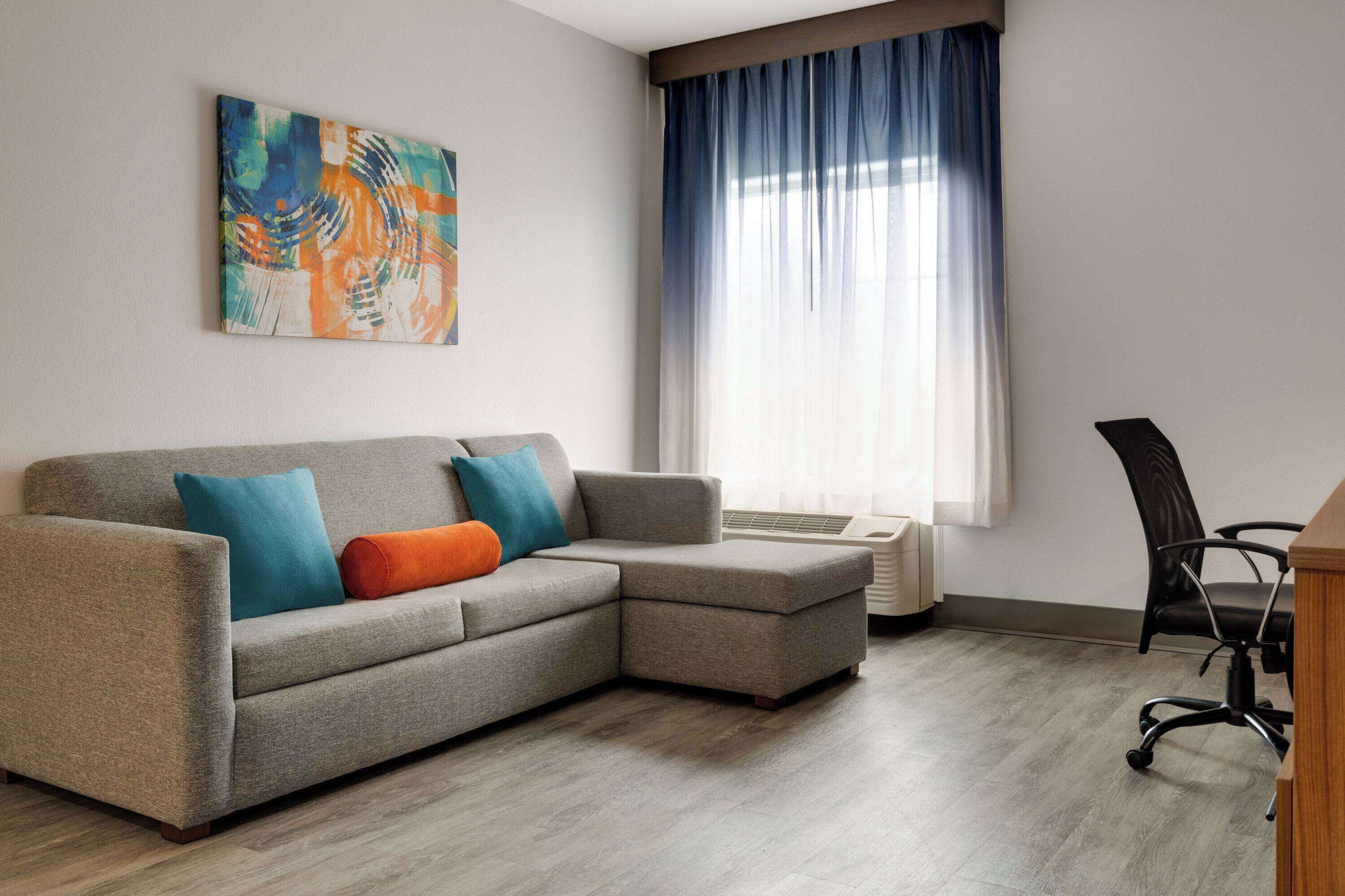 Ropa de cama de alta calidad y escritorio 